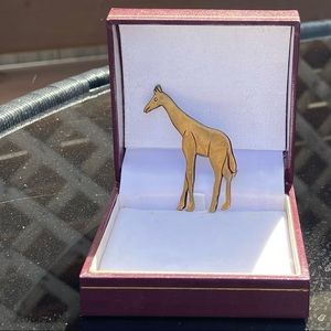Vintage oxidized gold tone Giraffe women brooch pin.  2” height 1” with. Used.